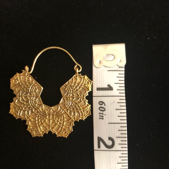 3 for $25🎉 Boho Chic Gold Tone Earring - Picture 5 of 5